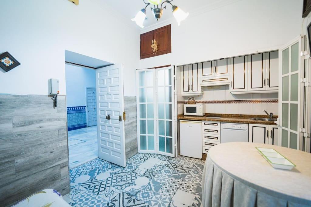 Apartament En El Barrio De San Lorenzo, Junto A La Basilica Del Gran Poder